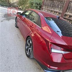 هیۆندای ئەلەنترا